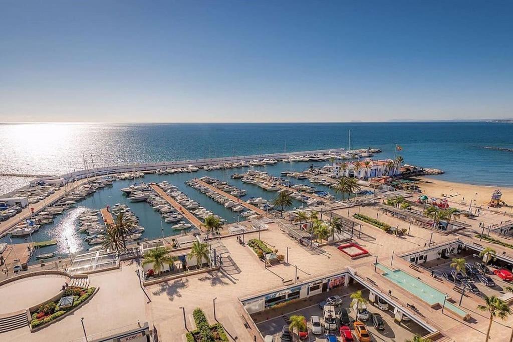 Piso En Marbella En Primera Linea De Playa Bagian luar foto